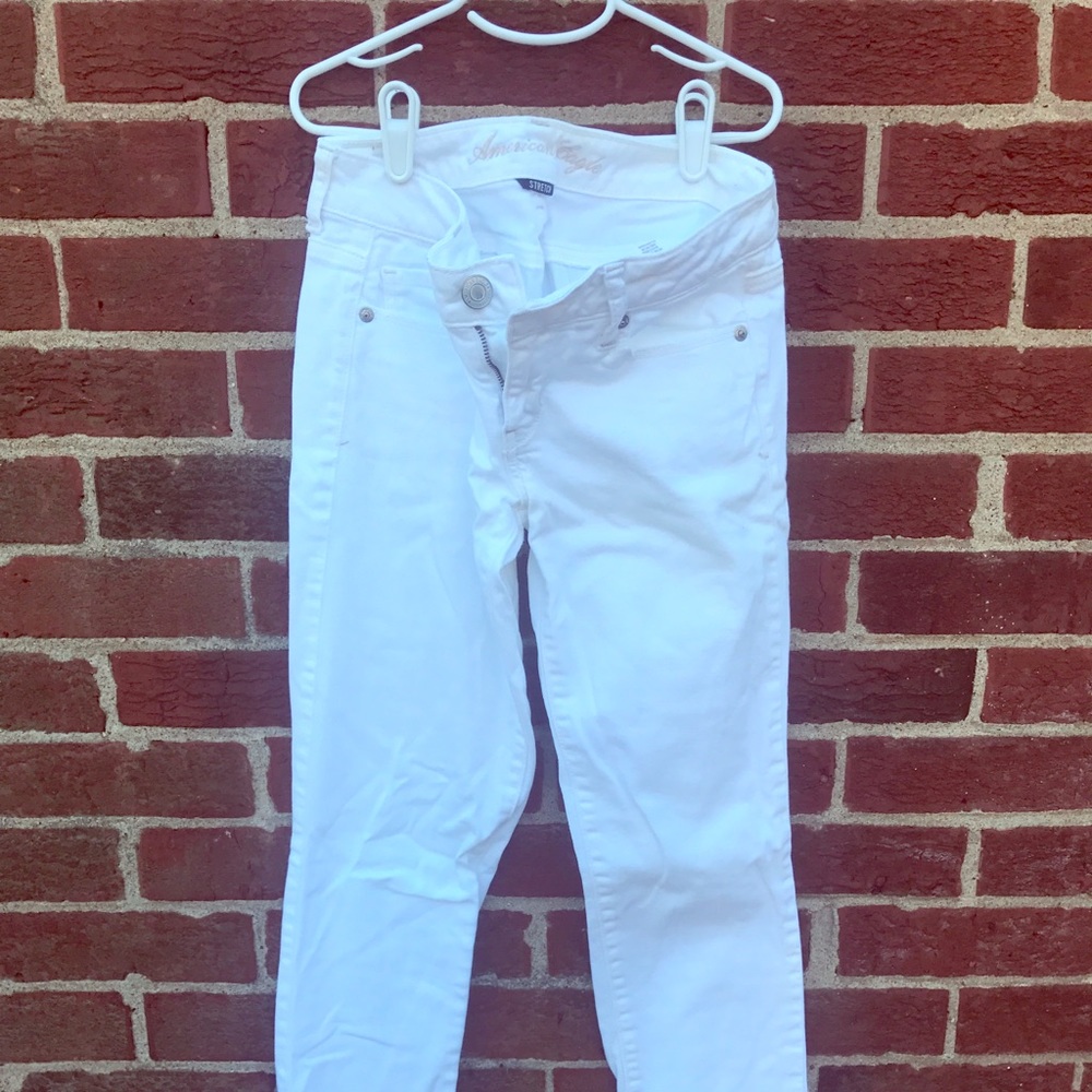 American Eagle white skinny jeans